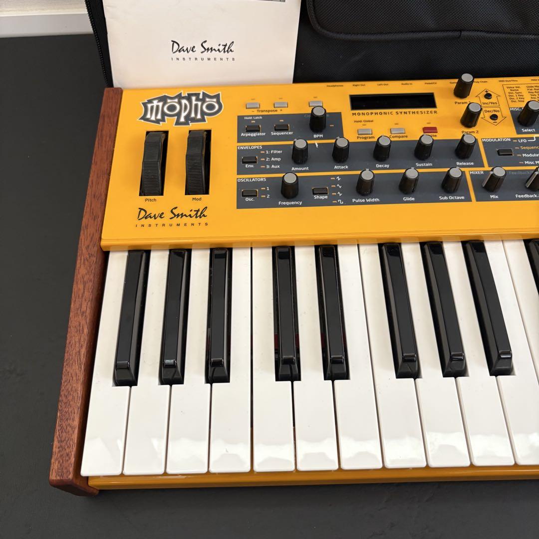 Dave Smith Instruments Mopho アナログシンセサイザー - メルカリ
