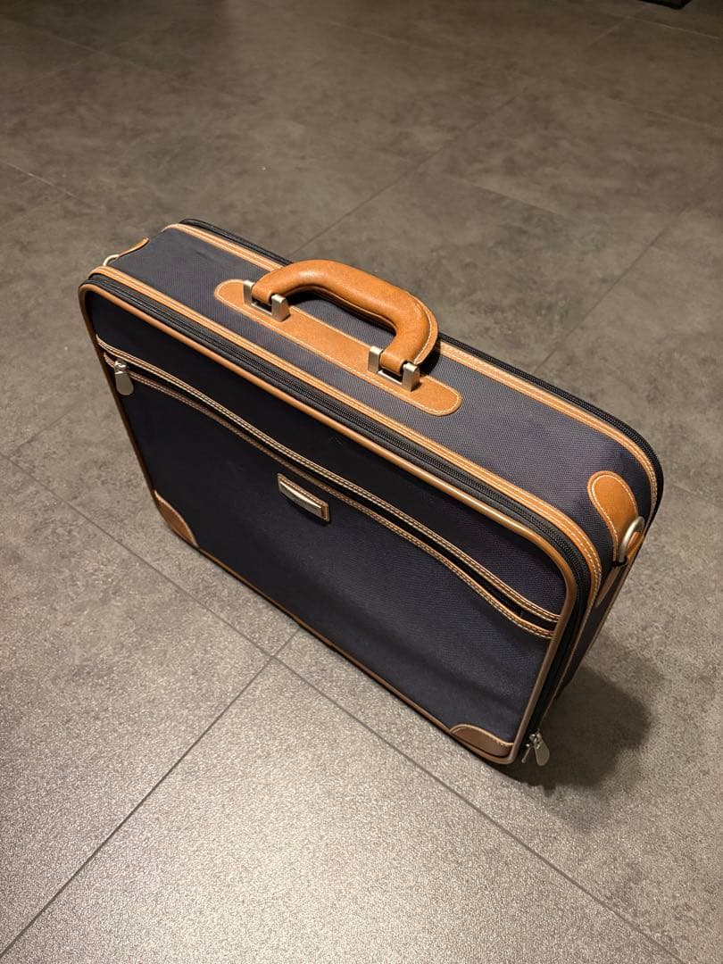 アタッシュケース ビジネスバッグ ネイビー ブラウン バッグ♥に近い