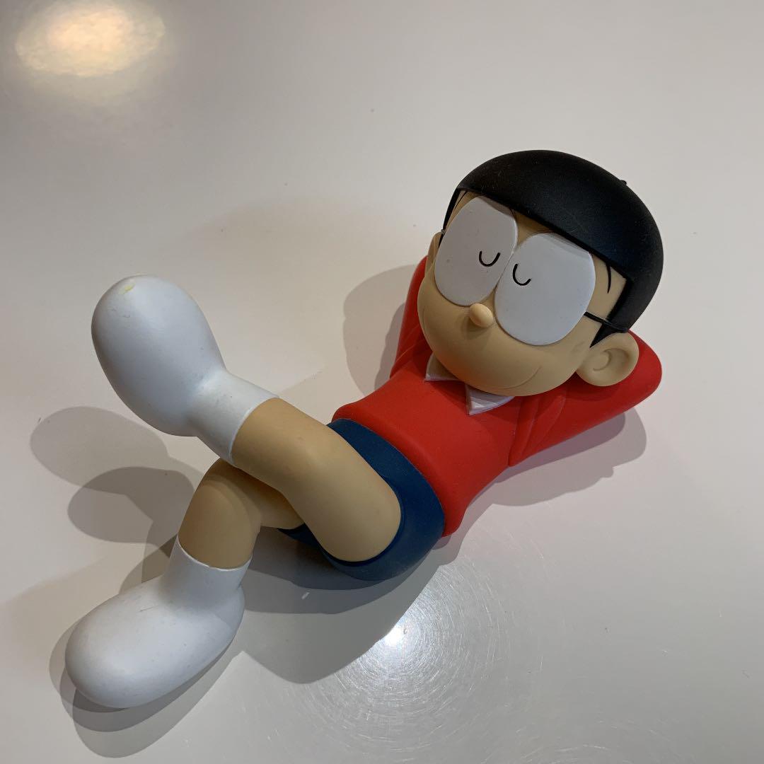 のび太の昼寝フィギュアです。