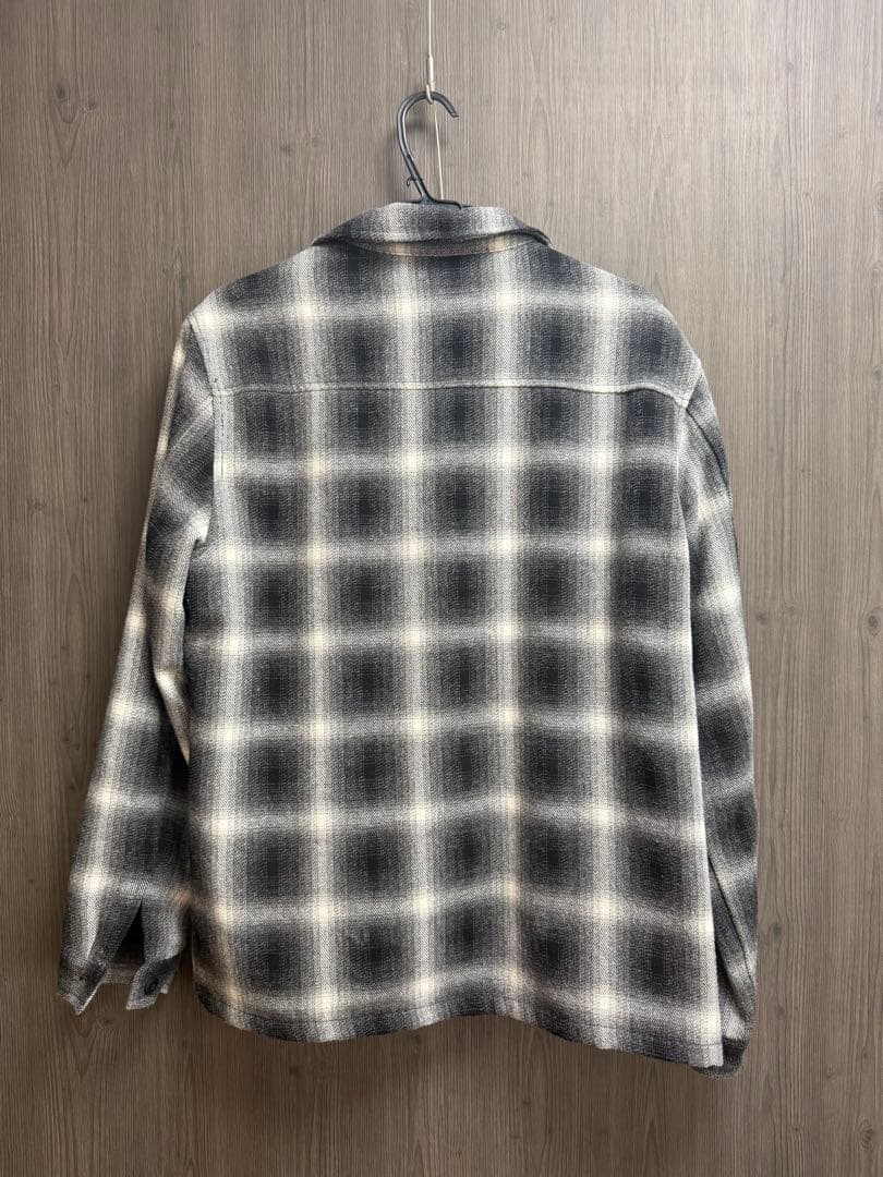 Stussy チェック柄ジャケット Mサイズ Stussy チェック柄ジャケット Mサイズ