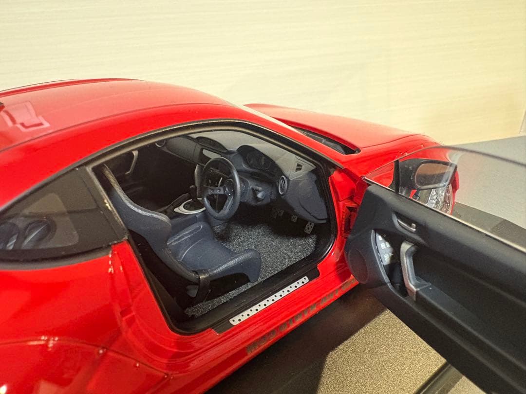 【激レア】AUTOart 1/18 トヨタ 86 ロケットバニー レッド 【激レア】AUTOart 1/18 トヨタ 86 ロケットバニー レッド