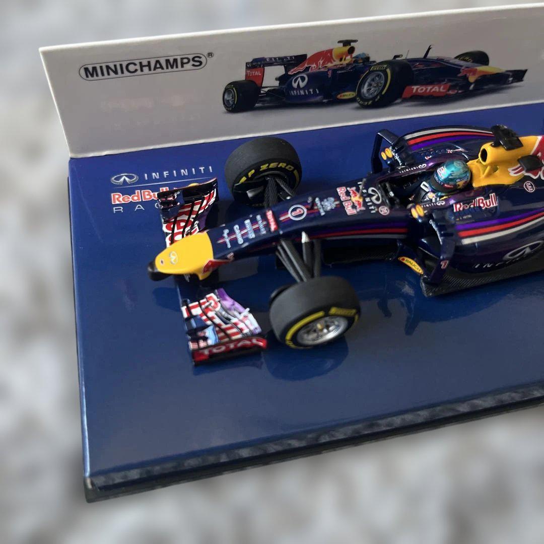 ミニカー MINICHAMPS S.VETTEL