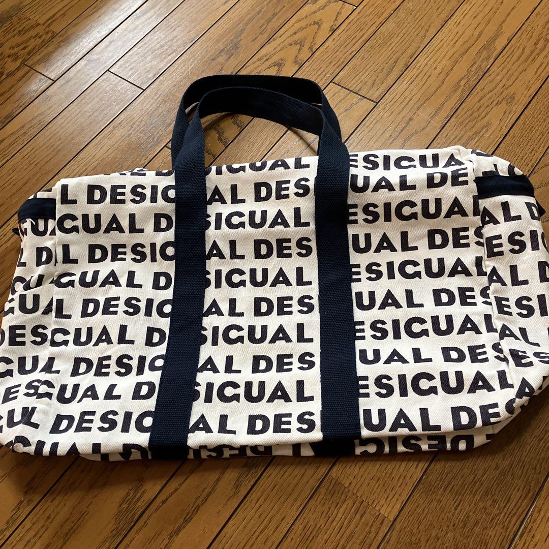 DESIGUALキャンパストート
