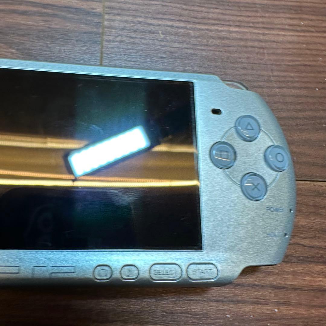 PSP 3000 本体 ミスティックシルバー 5163 PSP 3000 本体 ミスティックシルバー 5163