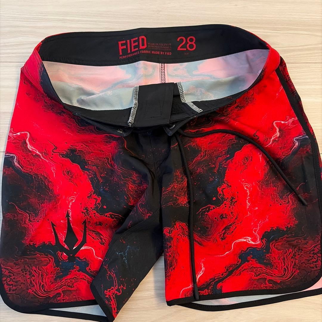 FIED ボードショーツ 28 レッド ブラックL