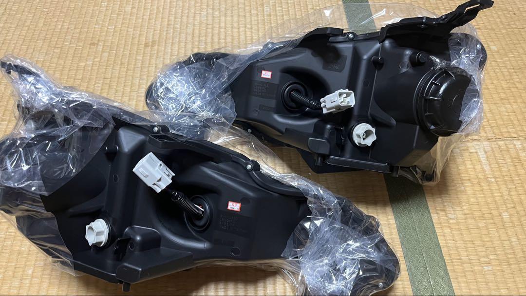【新品未使用】ZN6 86 前期HID車 クリスタルアイ ヘッドライト V3