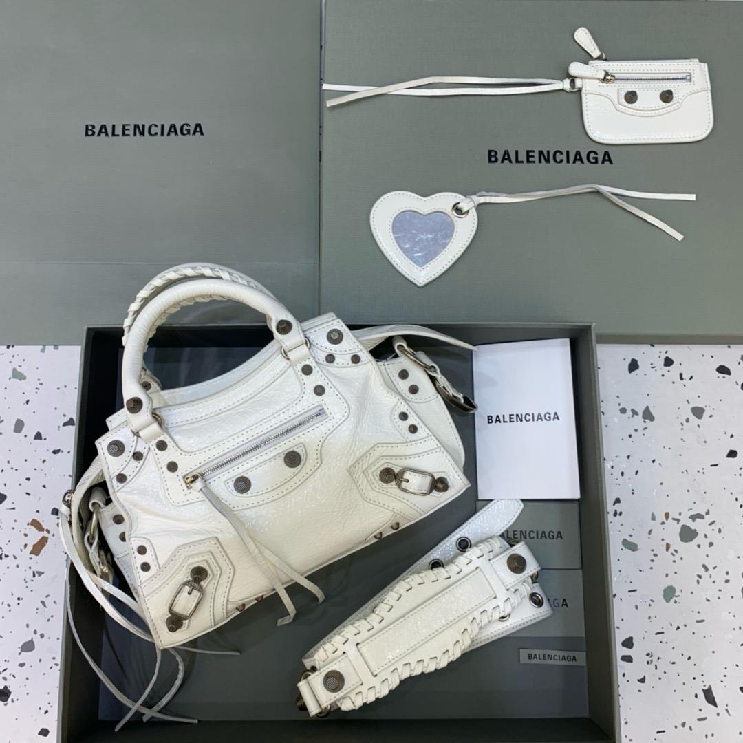 BALENCIAGA ★ ロゴ ハンドバッグ / ホワイト BALENCIAGA ホワイト ハンドバッグ - メルカリ