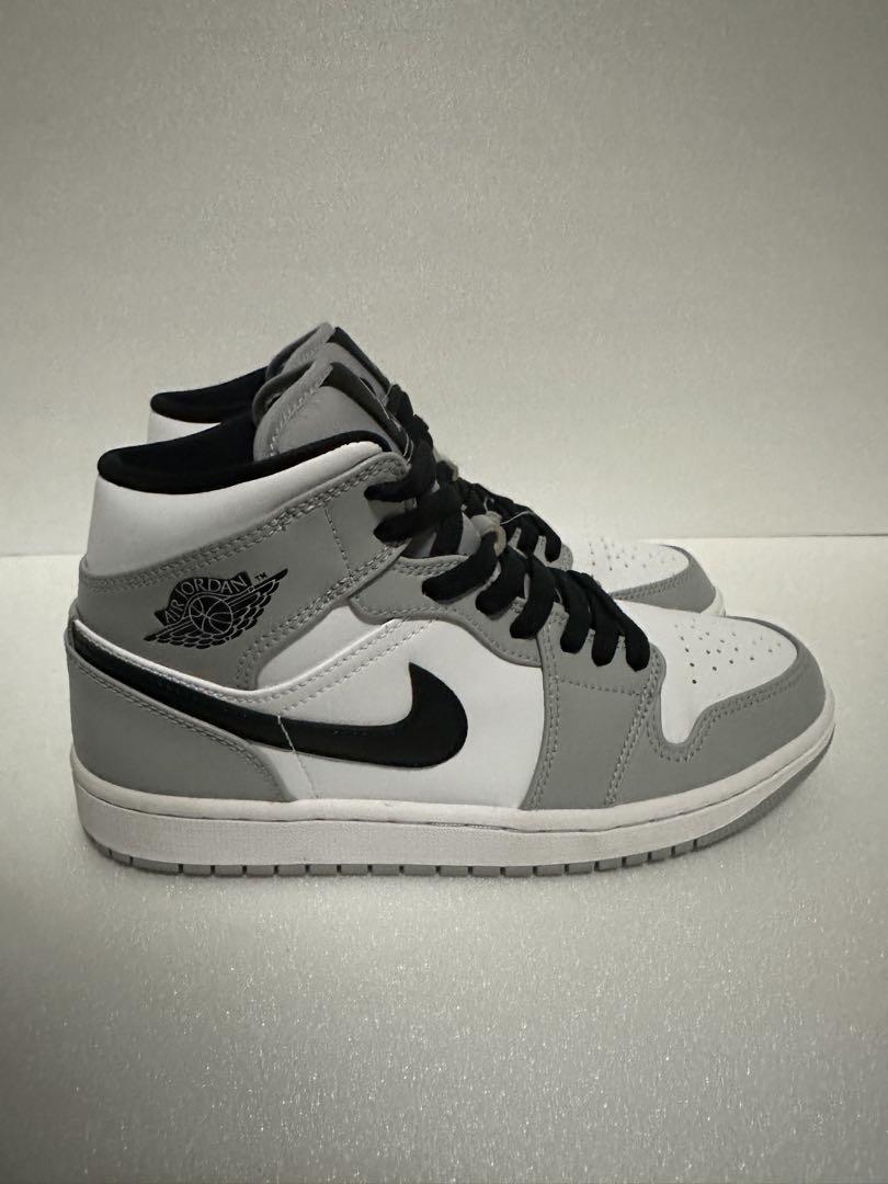 大人気限定レア!!☆Air Jordan 1 Mid 'ライト スモークグレー' Nike Air Jordan 1 Mid ライトスモークグレー