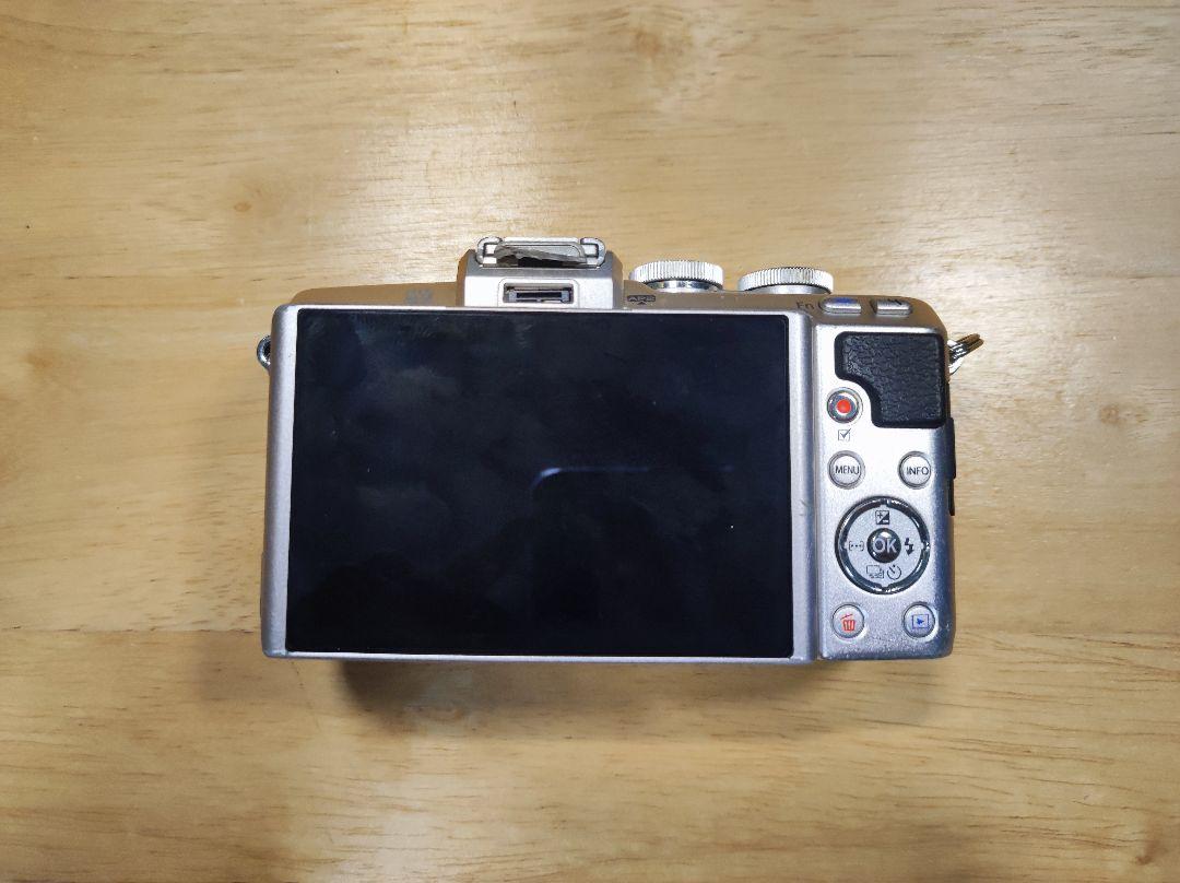 (eee)OLYMPUS pen lite e-pl7 訳あり品
