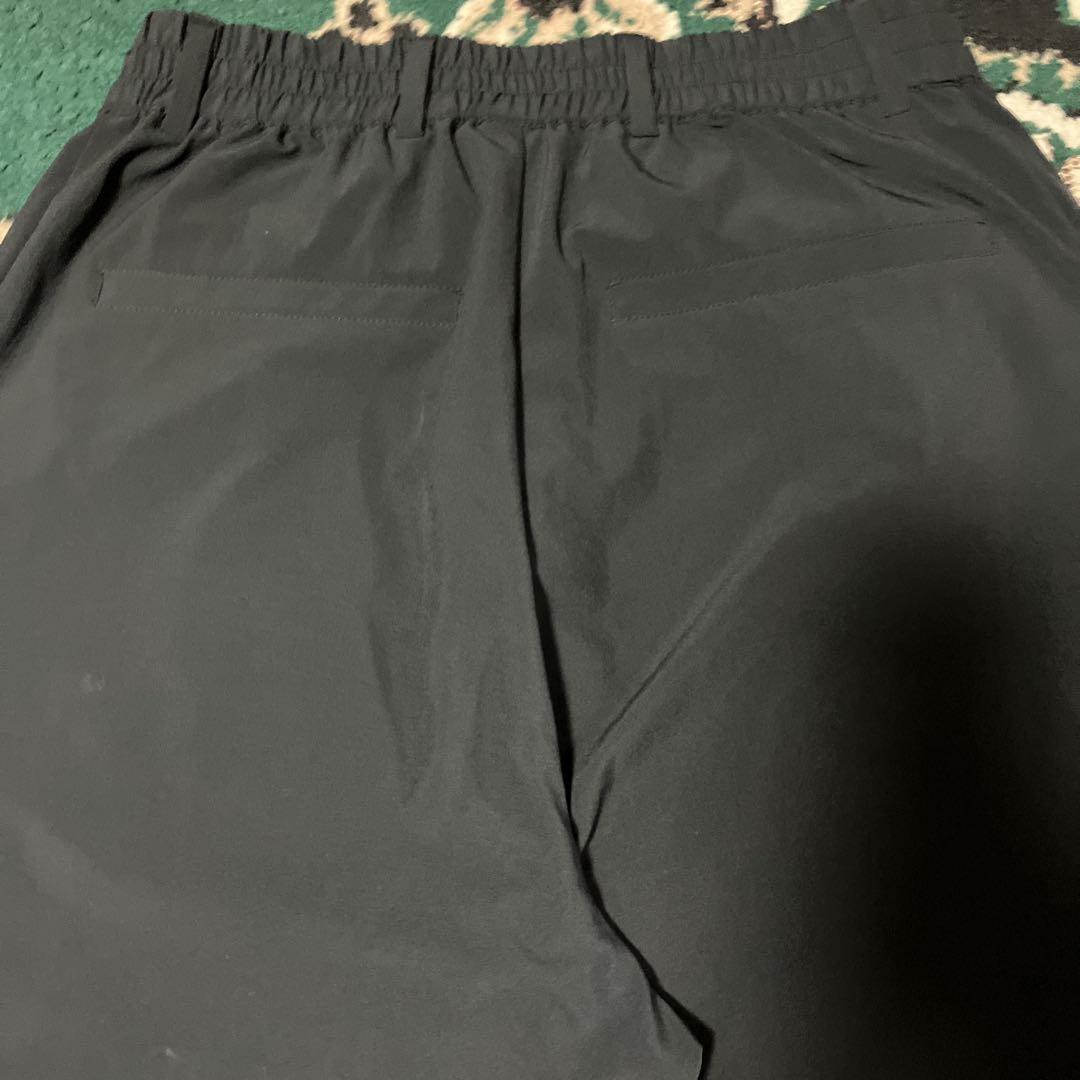 ALO ヨガ　パンツ　ストレッチ　パンツ ブラック