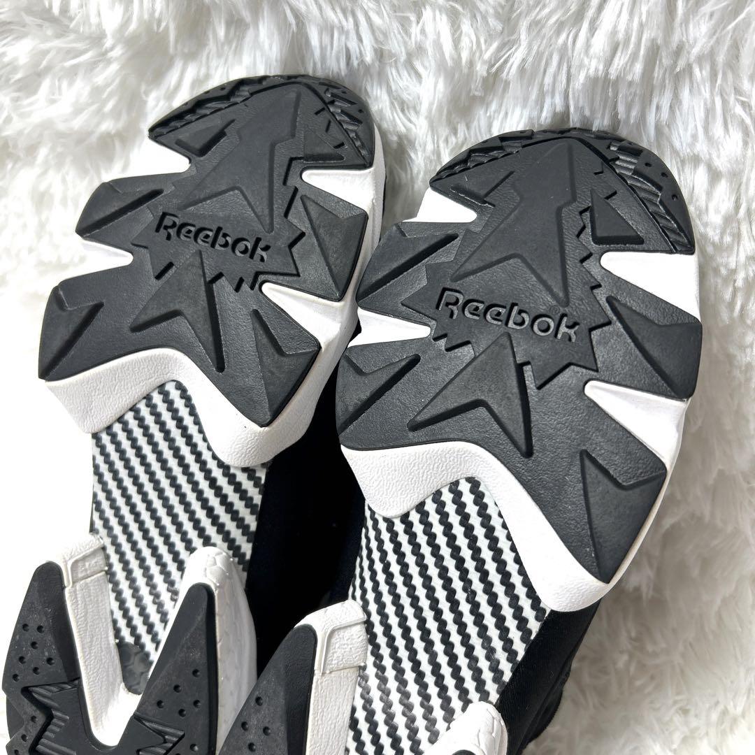 【新品・未使用品】Reebok インスタポンプフューリー ブラック 24cm