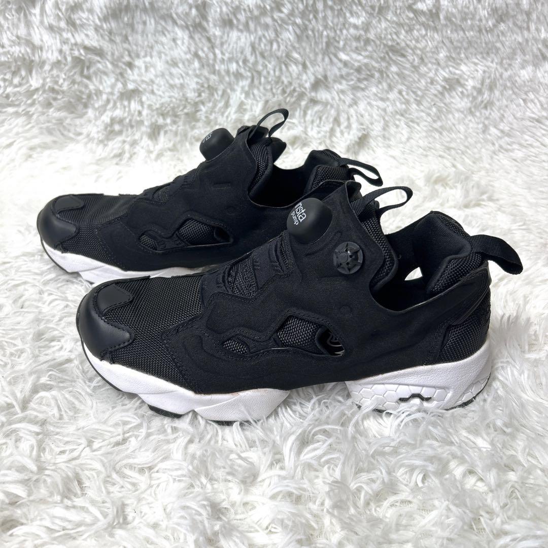 【新品・未使用品】Reebok インスタポンプフューリー ブラック 24cm