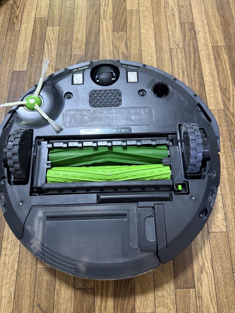 ジャンク品　iRobot Roomba i7 本体 充電ドック付き　ルンバ iRobot Roomba i7 本体 充電ドック付き - メルカリ