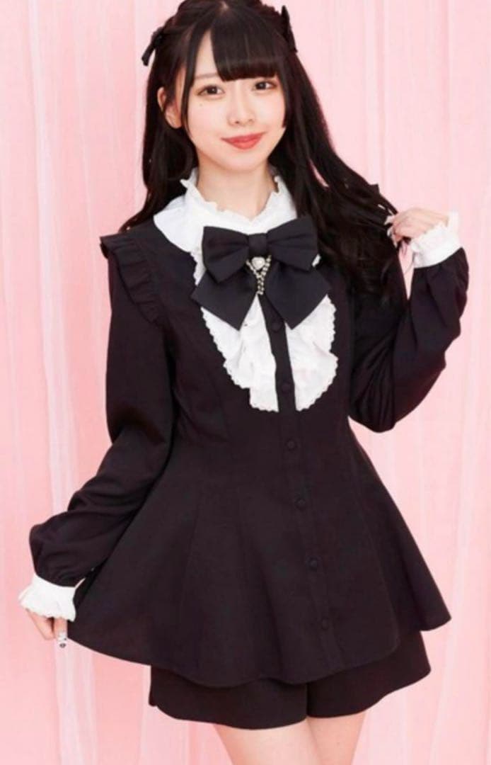 シークレットハニー アクセサリーリボンレースフリルセットアップ 黒 白