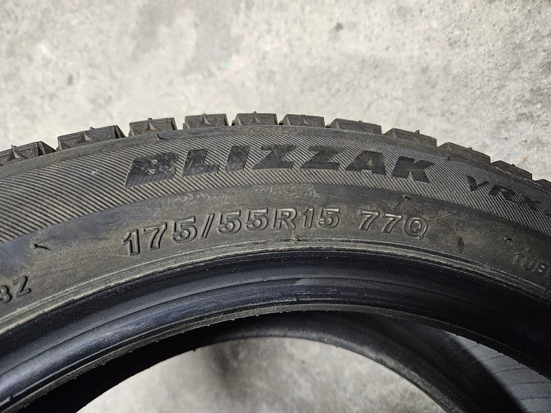 BRIDGESTONE VRX3