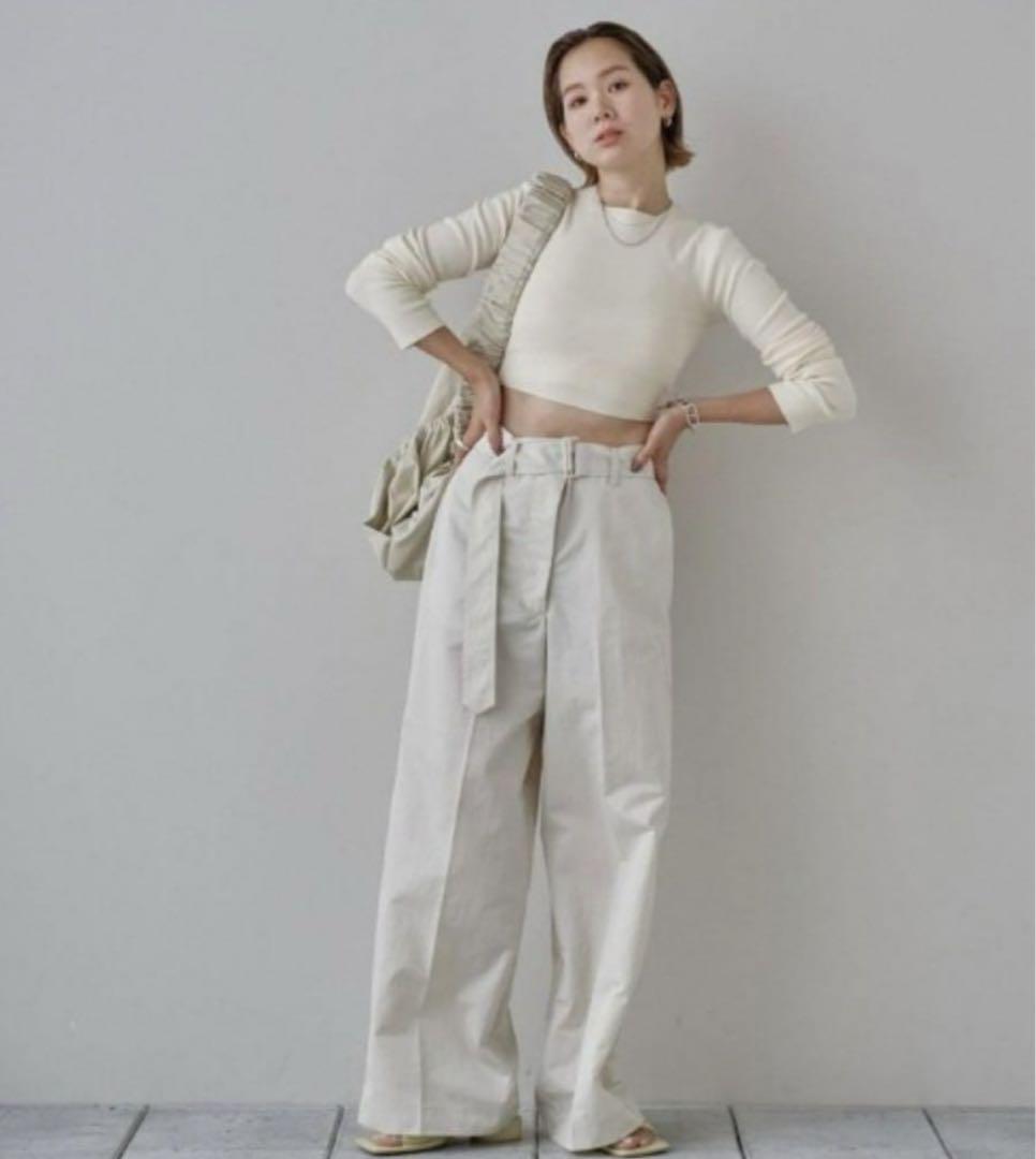 充実の品 TODAYFUL/トゥデイフル クロップドスムースニット トップス