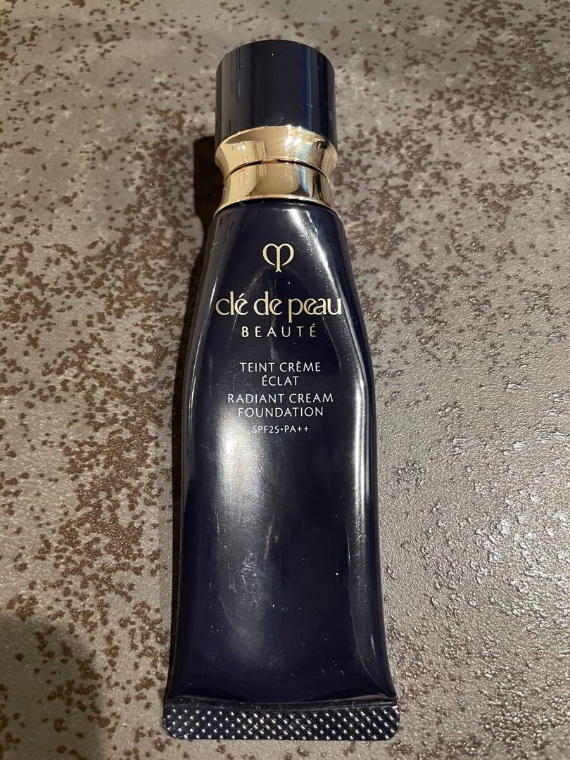 clé de peau タンクレームエクラn オークル10 SPF25・PA++