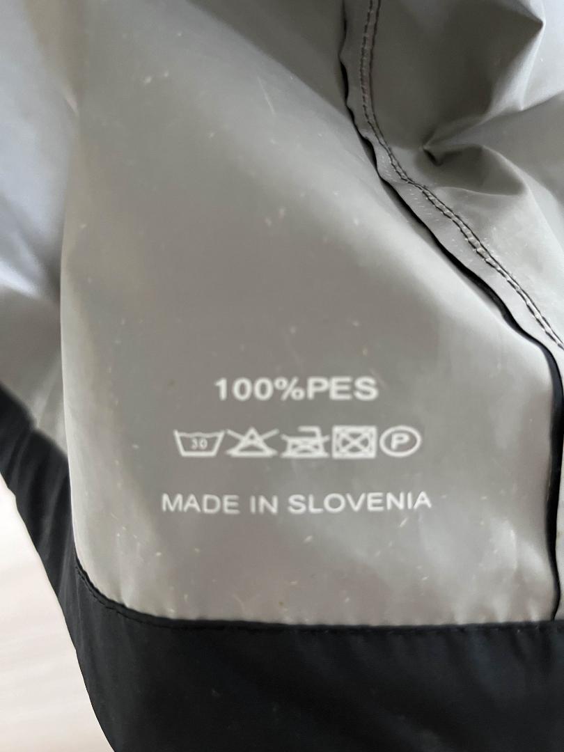 VETEMENTS レインコート