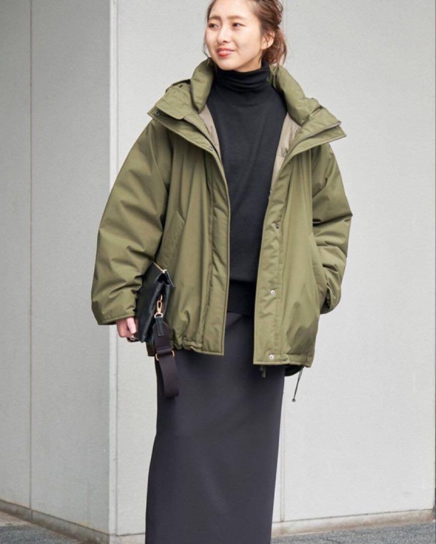 Spick and Span 撥水フーデッドダウンハーフコート カーキ