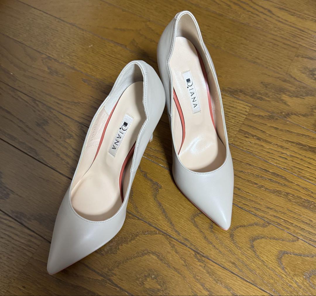 【新品未使用】DIANA パンプス