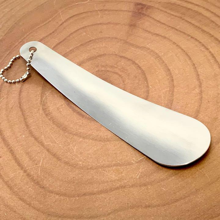 新品 キーホルダー 靴べら 携帯 くつべら ステンレス k4s - メルカリ 新品 キーホルダー 靴べら 携帯 くつべら ステンレス k4s - メルカリ