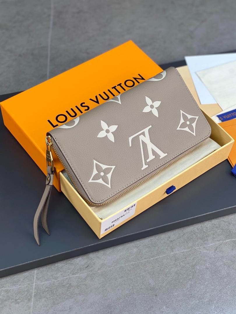 ⚡️【美品】LOUIS VUITTON ベージュ 長財布