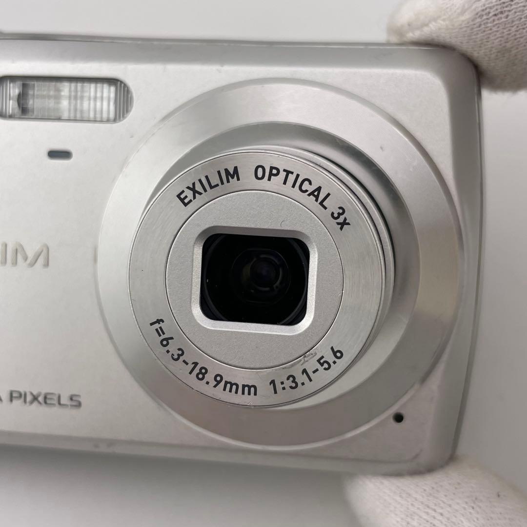 実写美⭕️良品【動作確認済み】CASIO EXILIM EX-Z35 シルバー 実写美⭕️良品【動作確認済み】CASIO EXILIM EX-Z35 シルバー