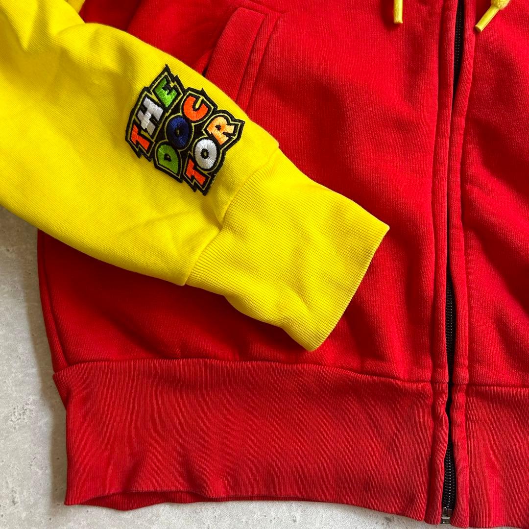 DUCATI ドゥカティ VR 46 ロッシ ジップアップ　パーカー〔X S〕赤