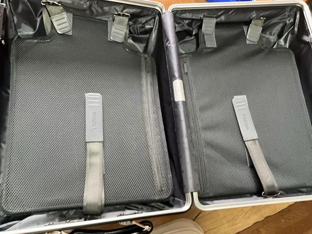 旅行かばん・小分けバッグ RIMOWA CLASSIC FLIGHT CABIN S 33L