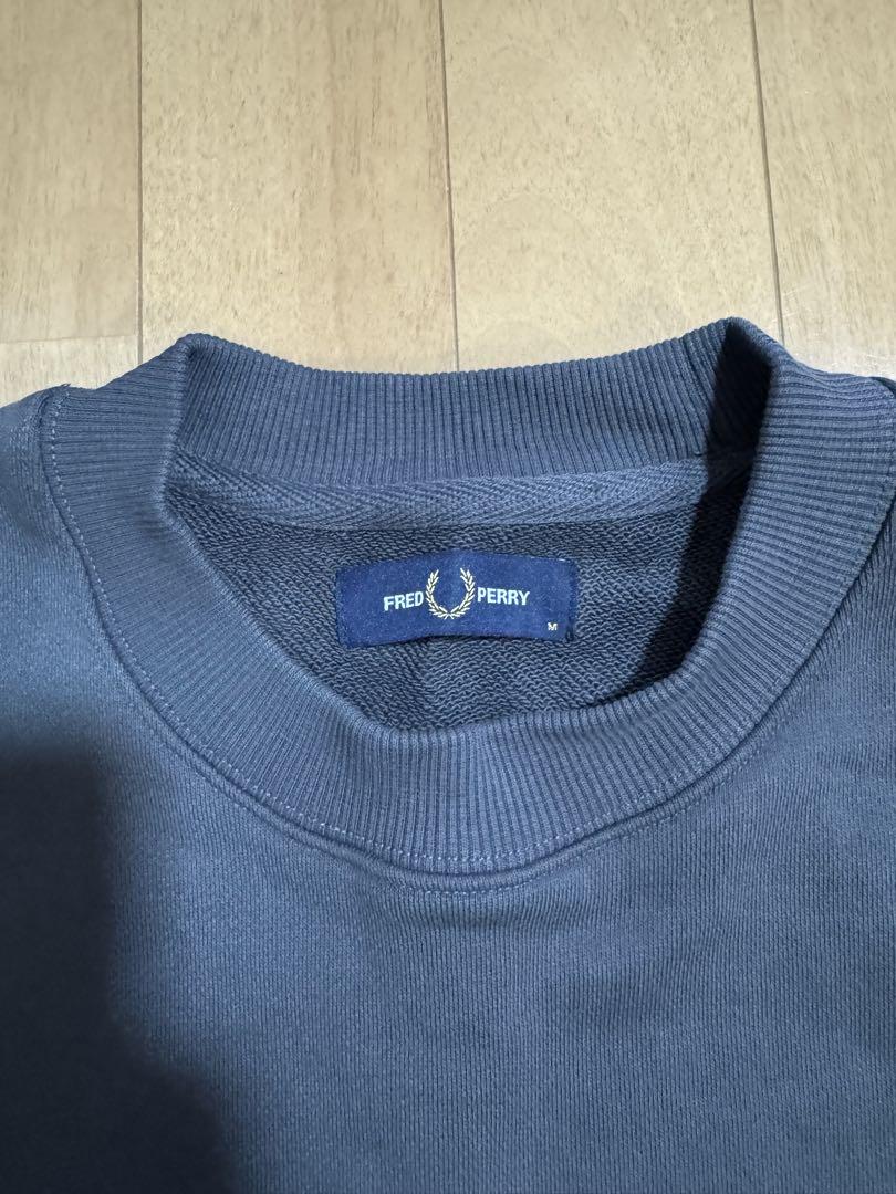 FRED PERRY ネイビー トレーナー Mサイズ 快適ファッション - FRED PERRY フレッドペリー トレーナー