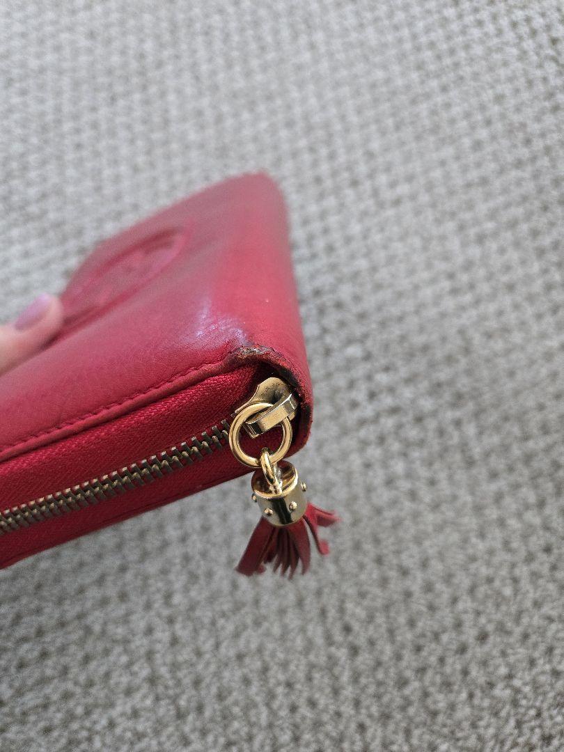 GUCCI長財布 ロゴ入り タッセル付き
