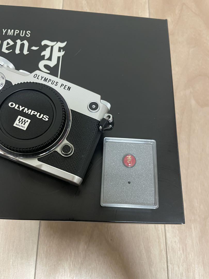 【最終値下げ】OLYMPUS PEN-F ボディ＋オリジナルレリーズボタン（赤）