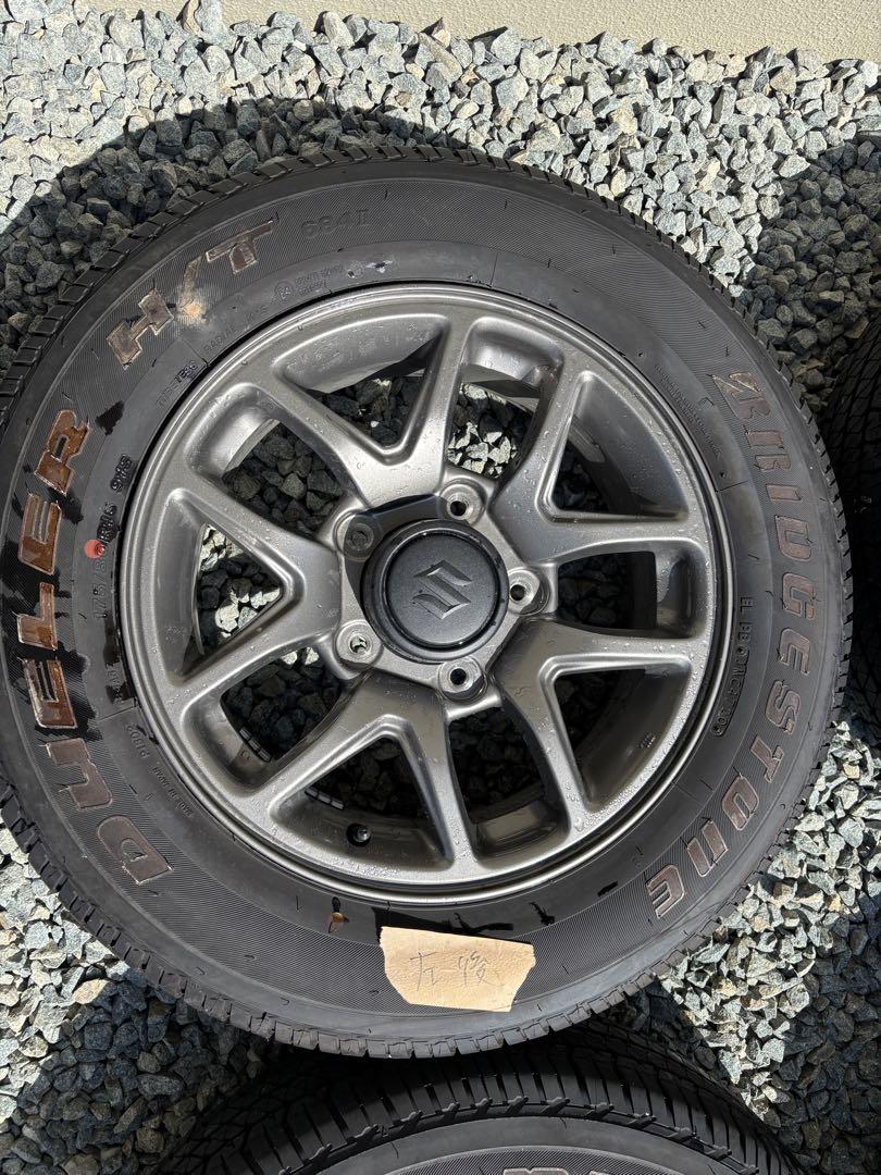 ⭐︎バリ山　ジムニー　JB64 新車外し　アルミタイヤ4本セット