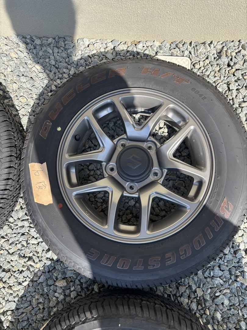 ⭐︎バリ山　ジムニー　JB64 新車外し　アルミタイヤ4本セット