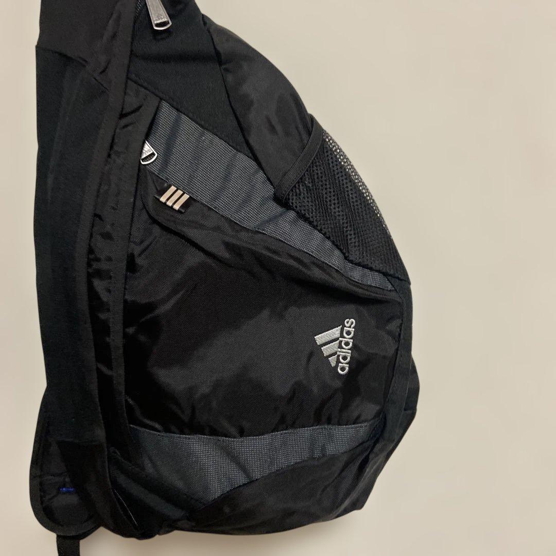 y2k 90s' adidas アディダス　ワンショルダーバッグ 黒ブラック