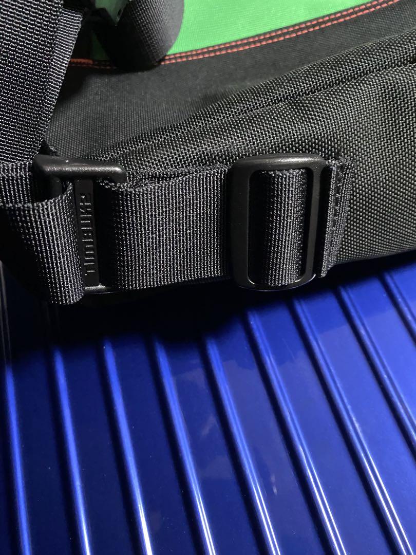 TIMBUK2 classic messenger bag Sサイズ