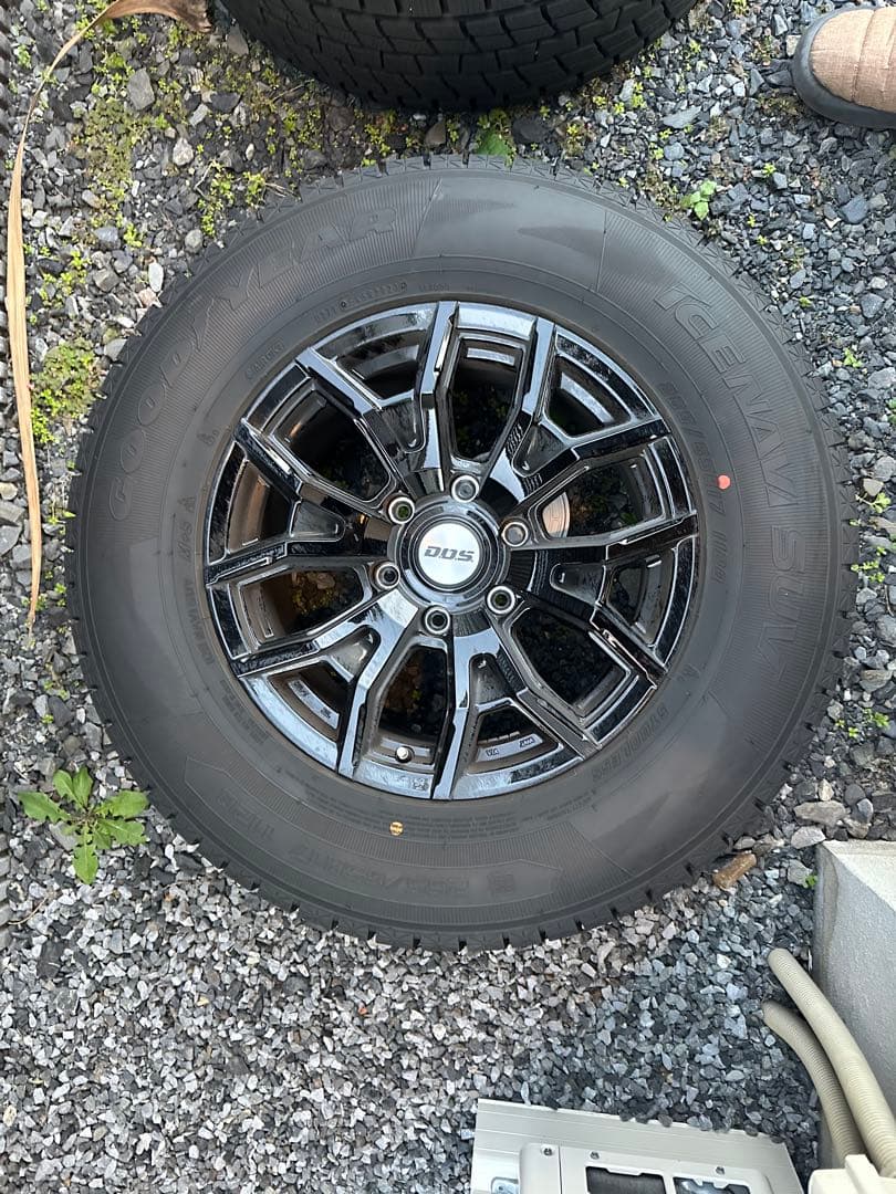 スタッドレス アルミ4本セットICE NAVI 265/65R17 美品
