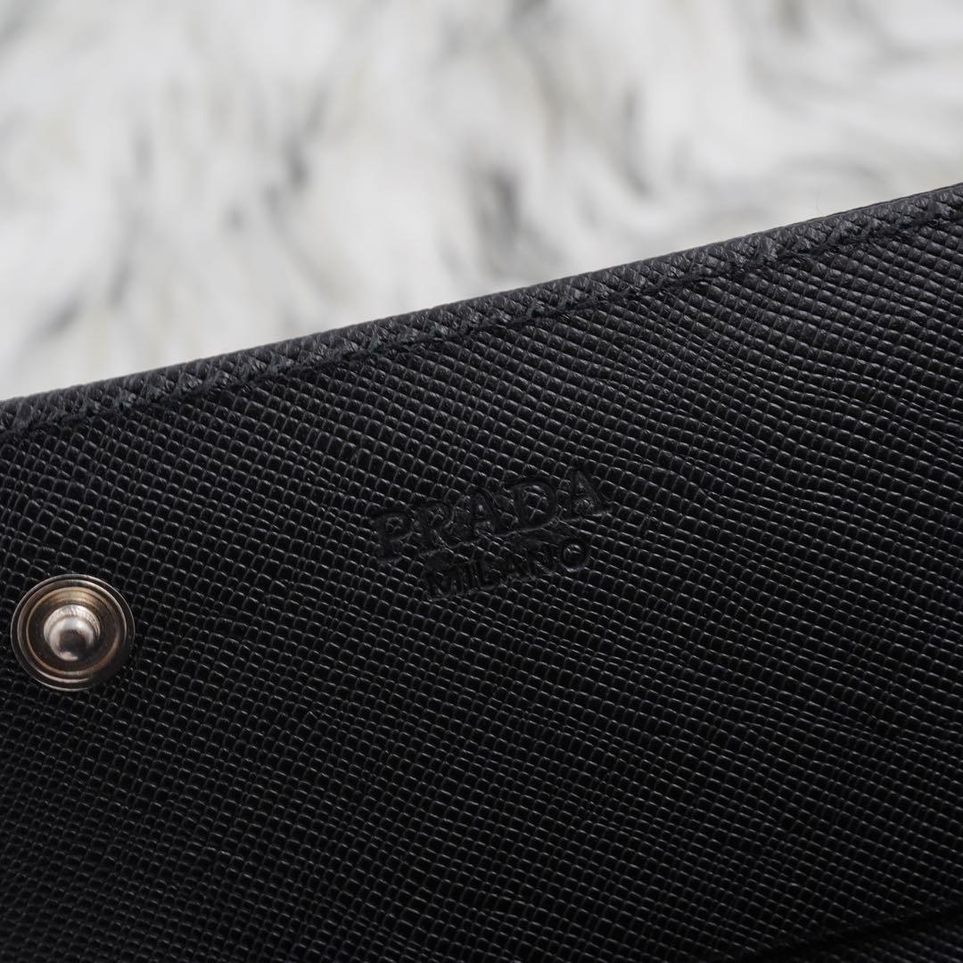 新品未使用品　箱付き　PRADA プラダ　長財布　ナイロン　トライアングル　黒