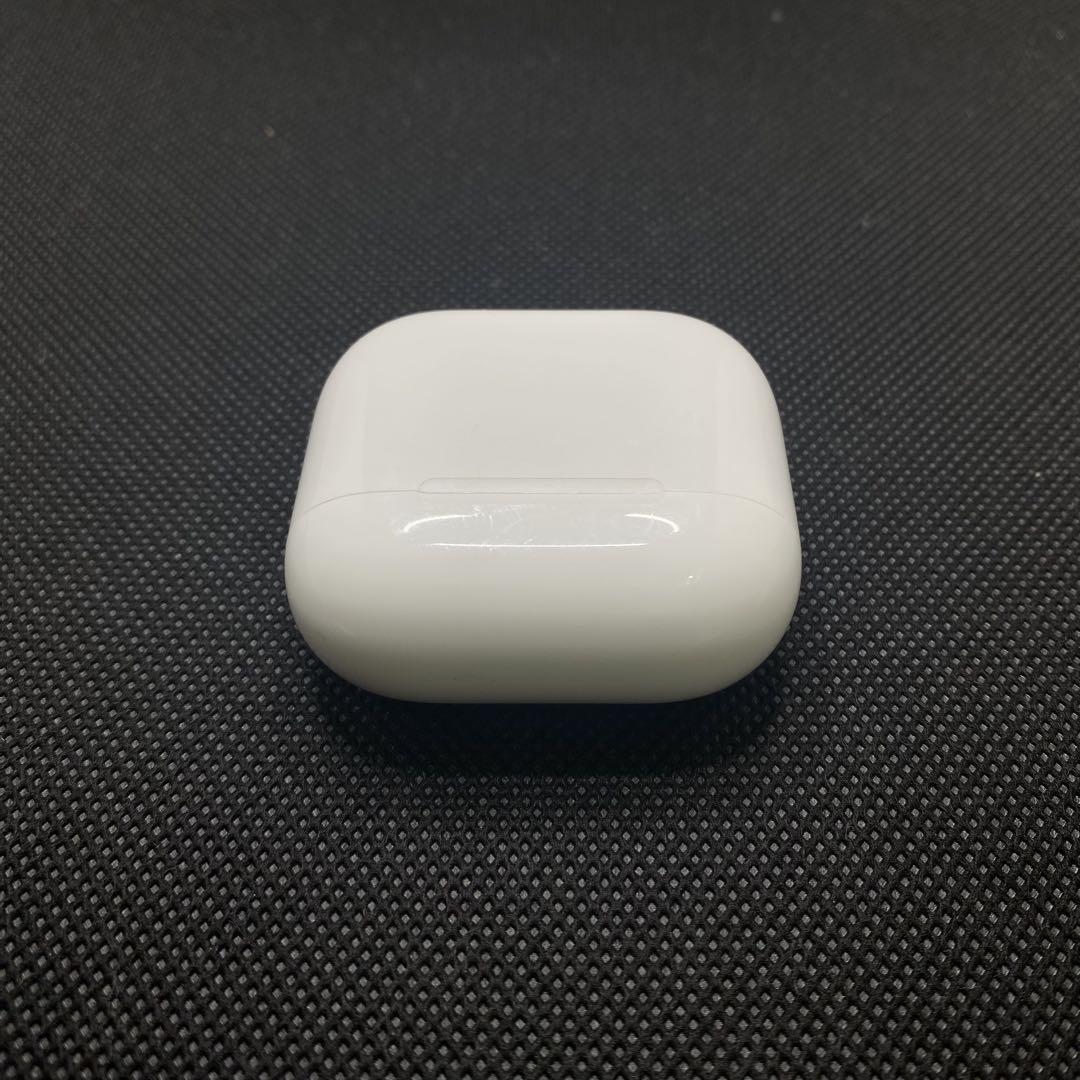 【動作確認済】AirPods第4世代 ANCなし　A3058 イヤホンケース