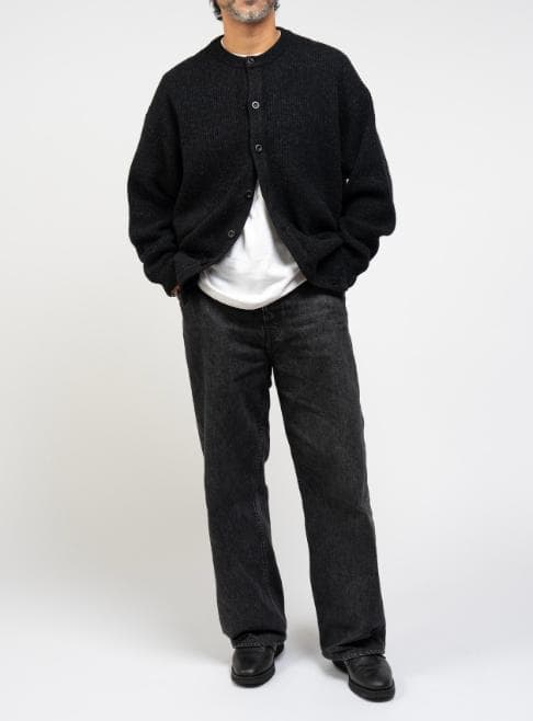 OVY Super Comeback Lamb Wool Crew Neck OVY Super Comeback Lamb Wool Crew Neck