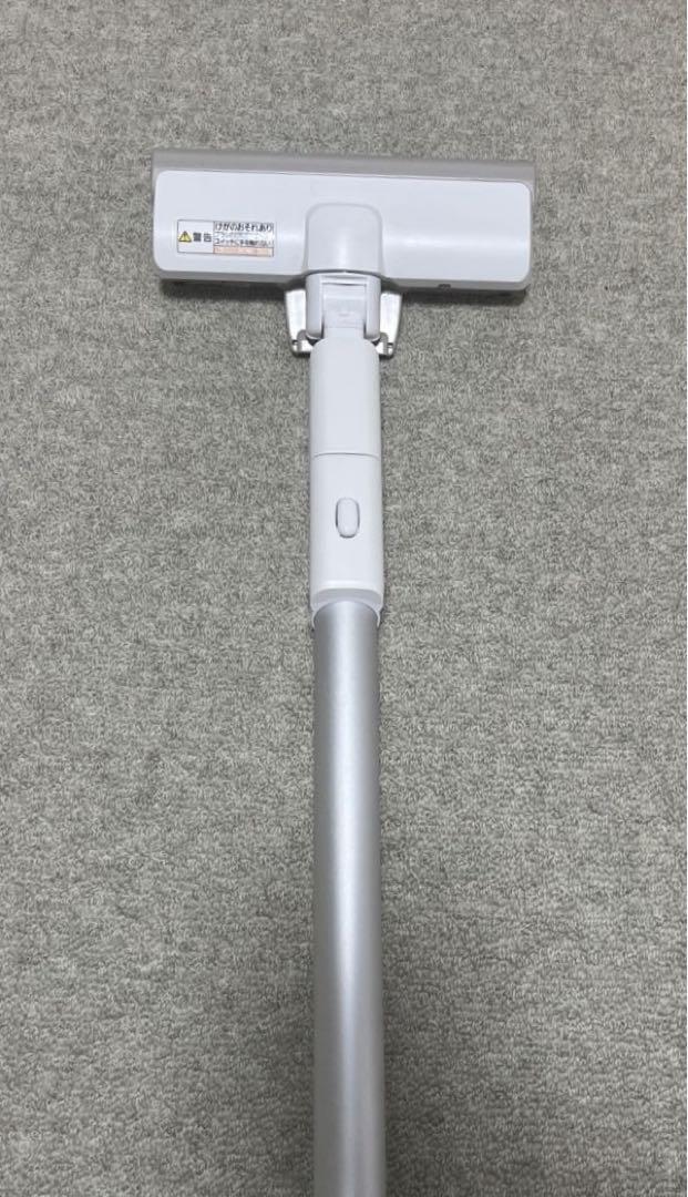 Panasonic　パナソニック　充電式掃除機　MC-SB32J　2022年製