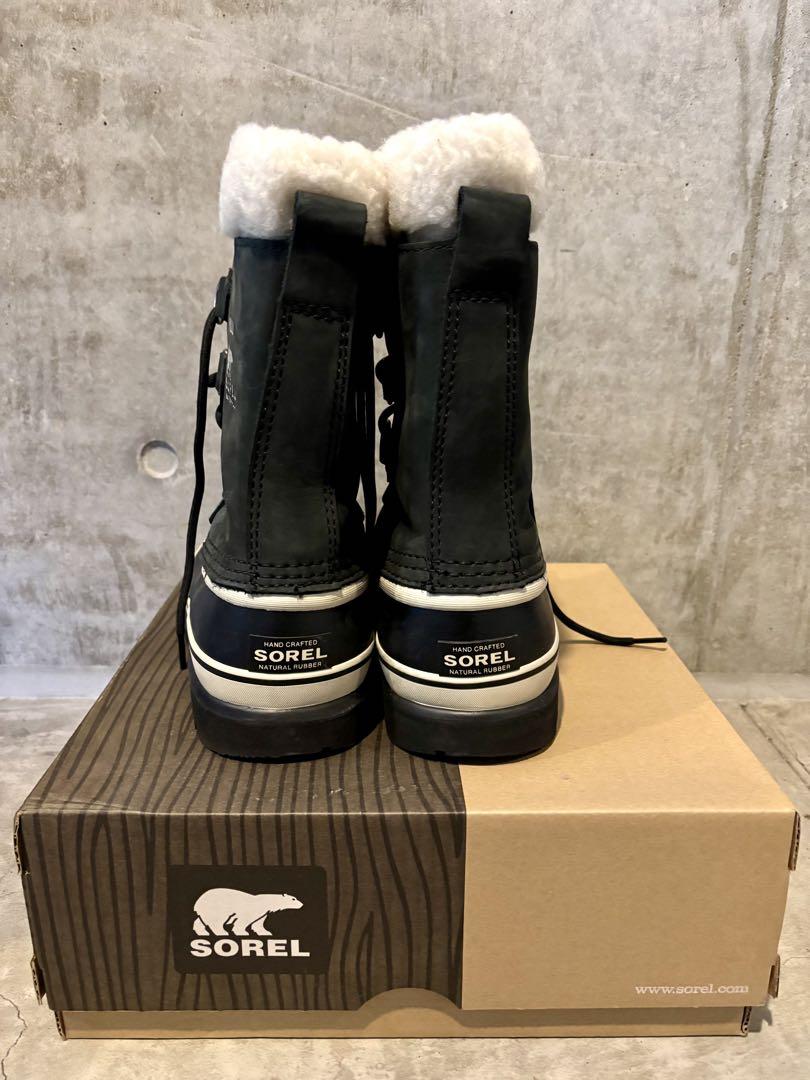 SOREL CARIBOU 防水ウィンターブーツ 女性用