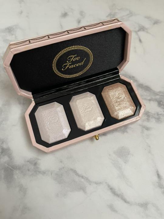 Too Faced ダイヤモンドライト シリーズ マルチユースハイライタートリオ