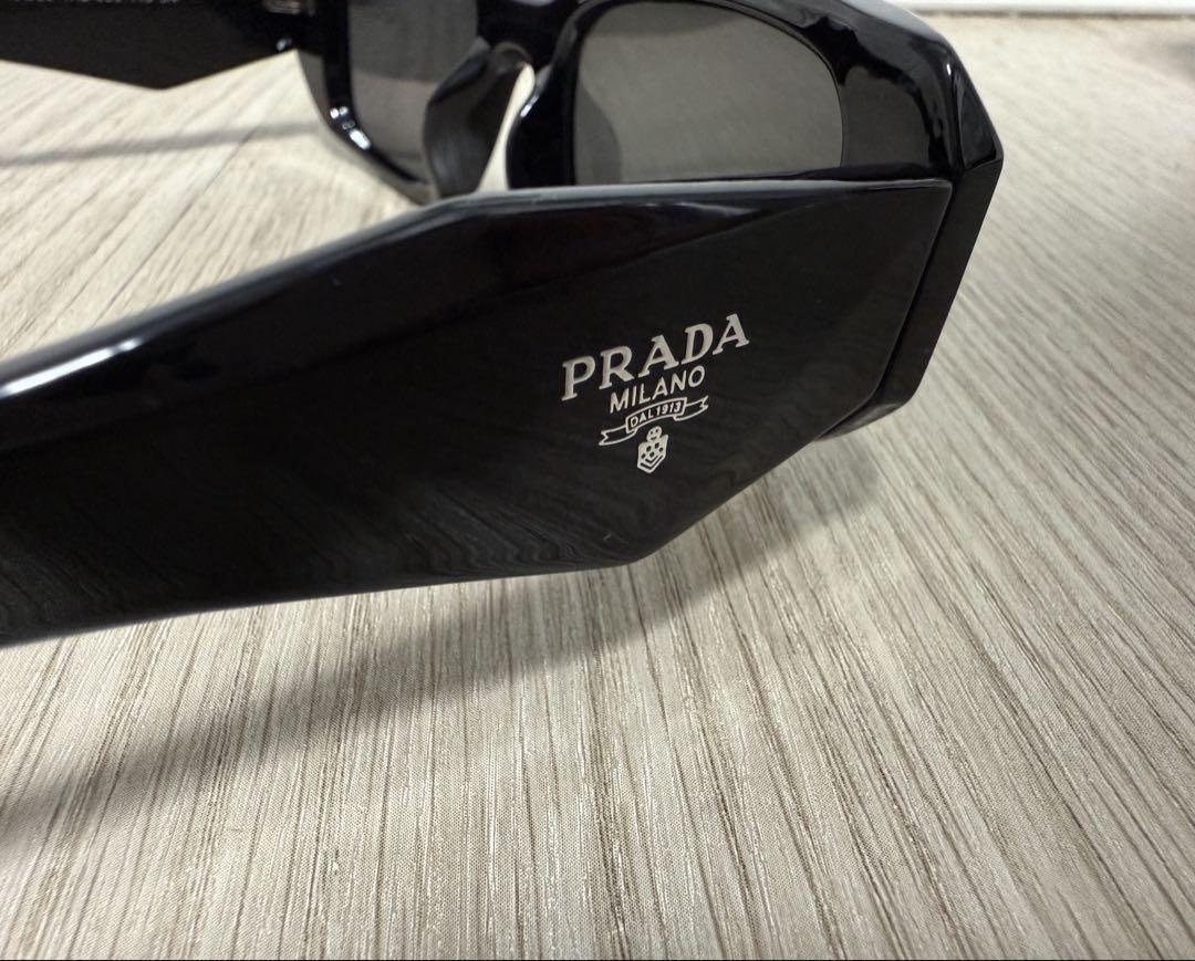 送料関税込◆PRADA プラダ シンボル サングラス ロゴ ☆PRADA直営店☆プラダ シンボル サングラス アイウェア