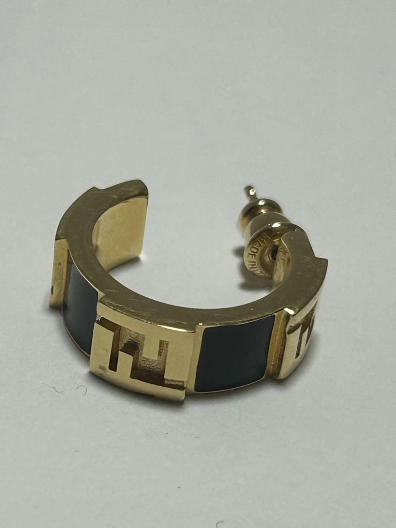 【片耳のみ】フォーエバー FENDI ゴールドカラー＆ブラック メタル ピアス