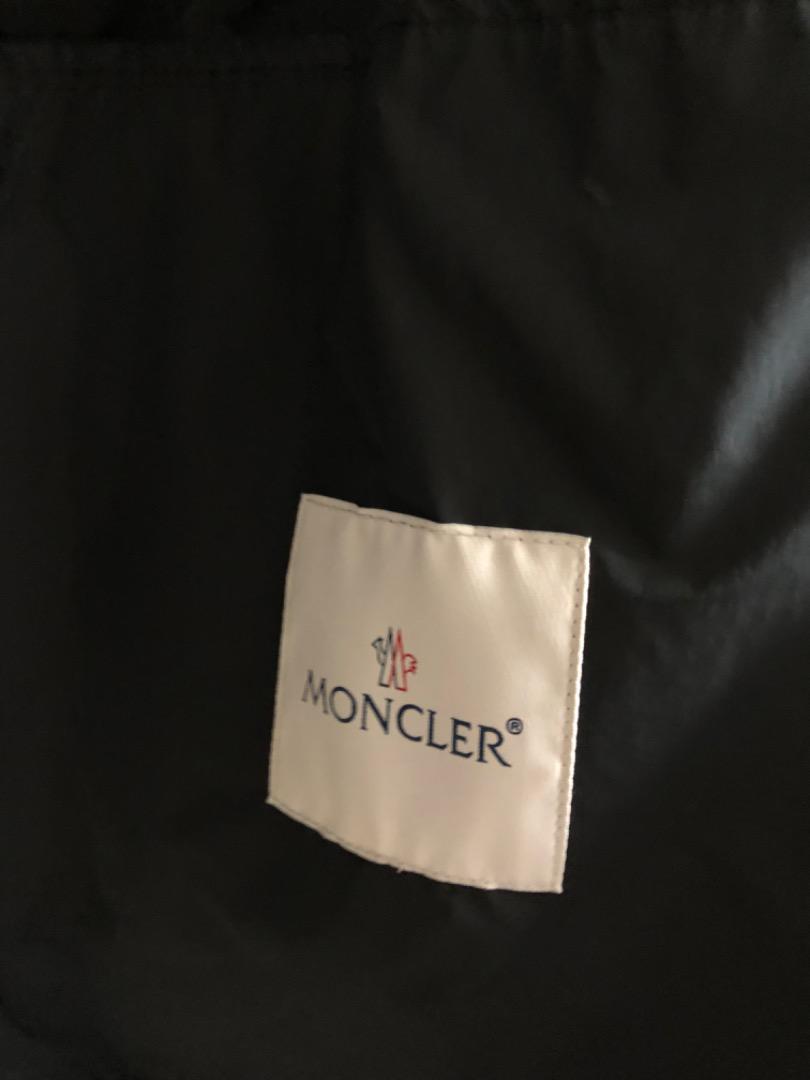 MONCLER / MOYSE 1サイズ フーデッド ブルゾン