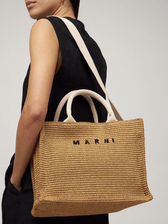 保証書付】 新品正規品 MARNI EAST-WEST ラフィア スモールトートバッグ トートバッグ バッグ ¥41,531-www.pontodeapoio.org.br 保証書付】 新品正規品 MARNI EAST-WEST ラフィア スモールトートバッグ トートバッグ バッグ ¥41,531-www.pontodeapoio.org.br