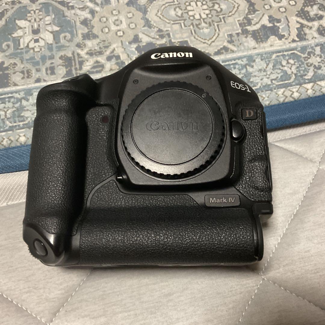 Canon EOS-1D Mark IV 本体と付属品 商品説明欄必見