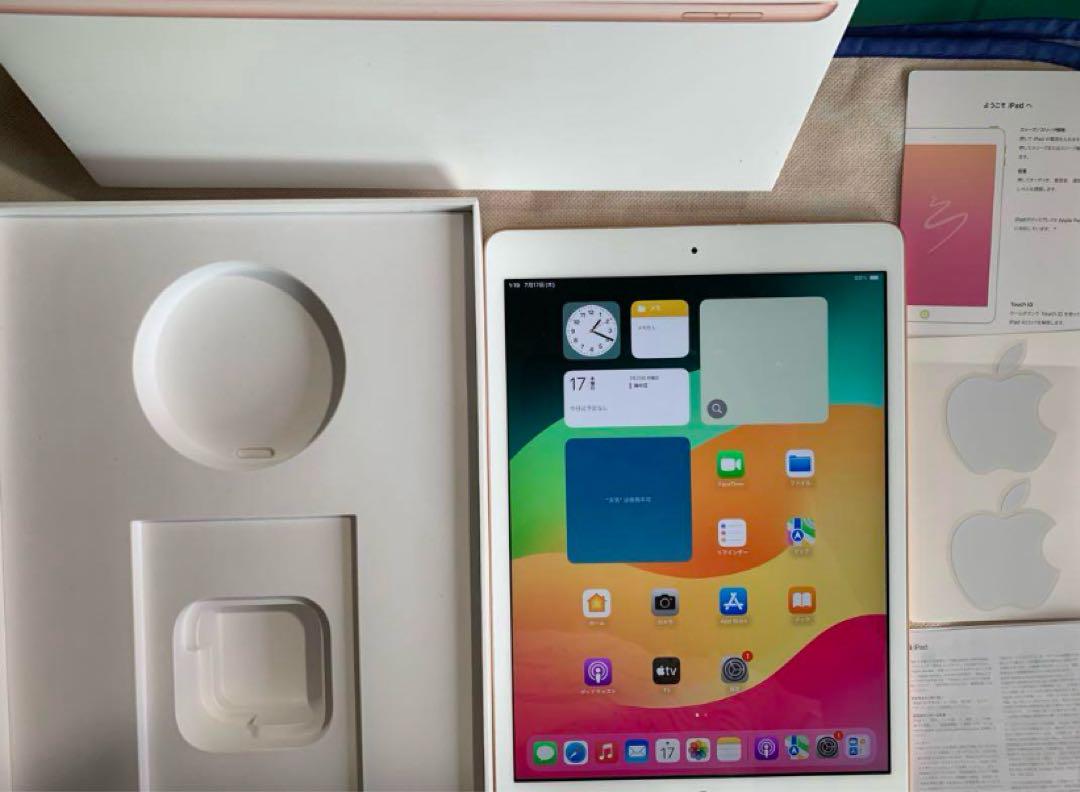 Apple iPad 第7世代　ゴールド　付属品、充電器付き