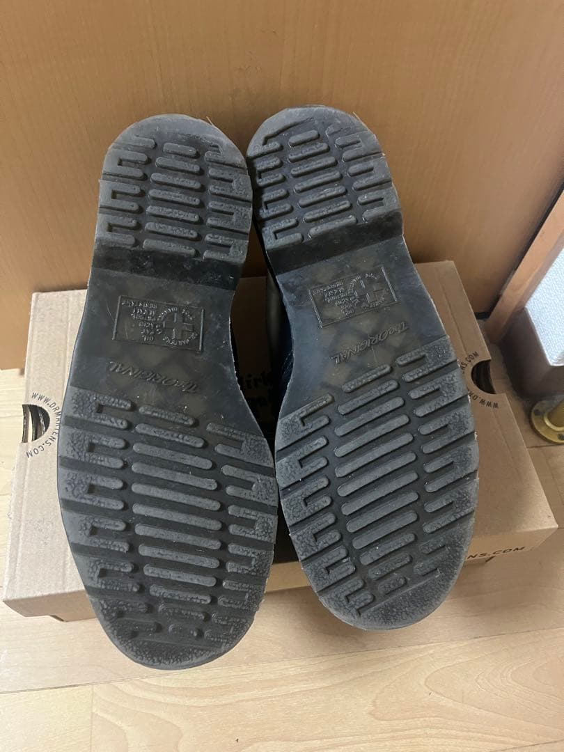 Dr. Martensドクターマーチン ホワイトステッチ 3 ホール US10